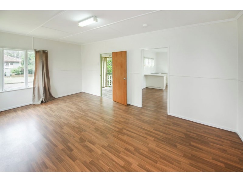 8 Derwent Street, Upper Mount Gravatt QLD 4122