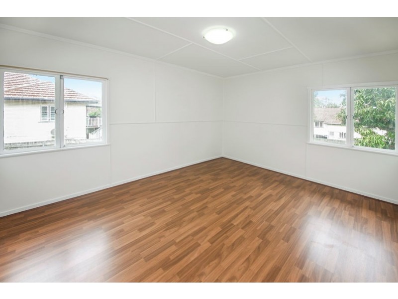 8 Derwent Street, Upper Mount Gravatt QLD 4122