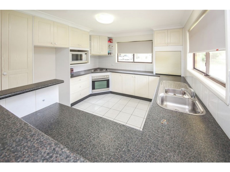 32 Holder Street, Wishart QLD 4122