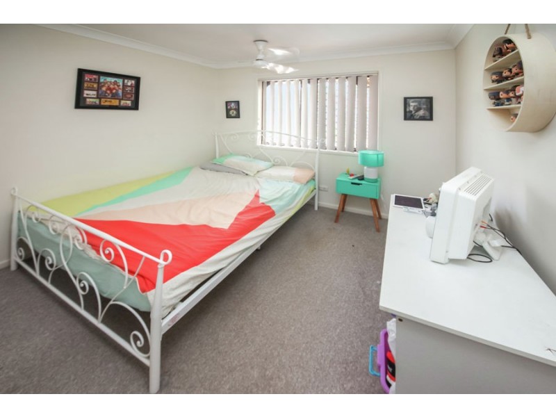 32 Holder Street, Wishart QLD 4122