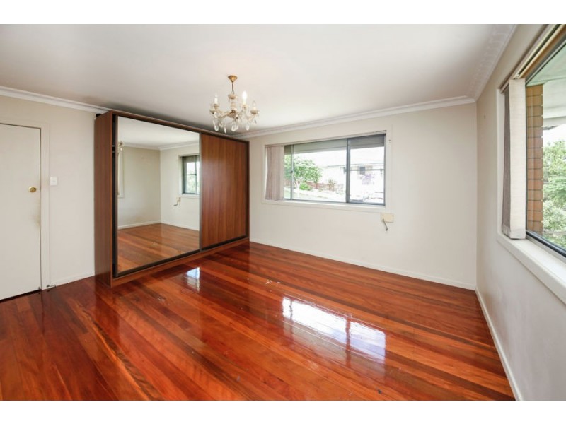 17 Coolmunda Street, Mansfield QLD 4122