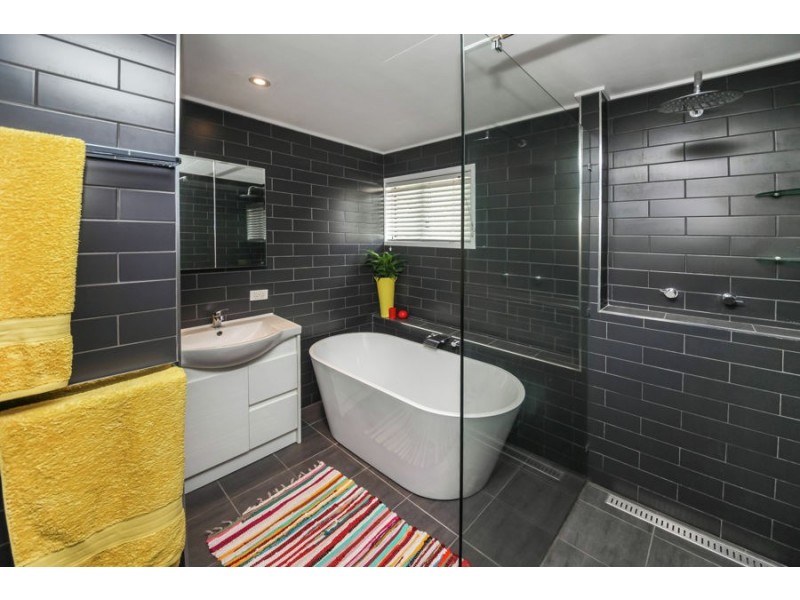 90 Perkins Street, Upper Mount Gravatt QLD 4122