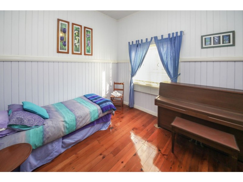 21 Ballarat Street, Mount Gravatt East QLD 4122