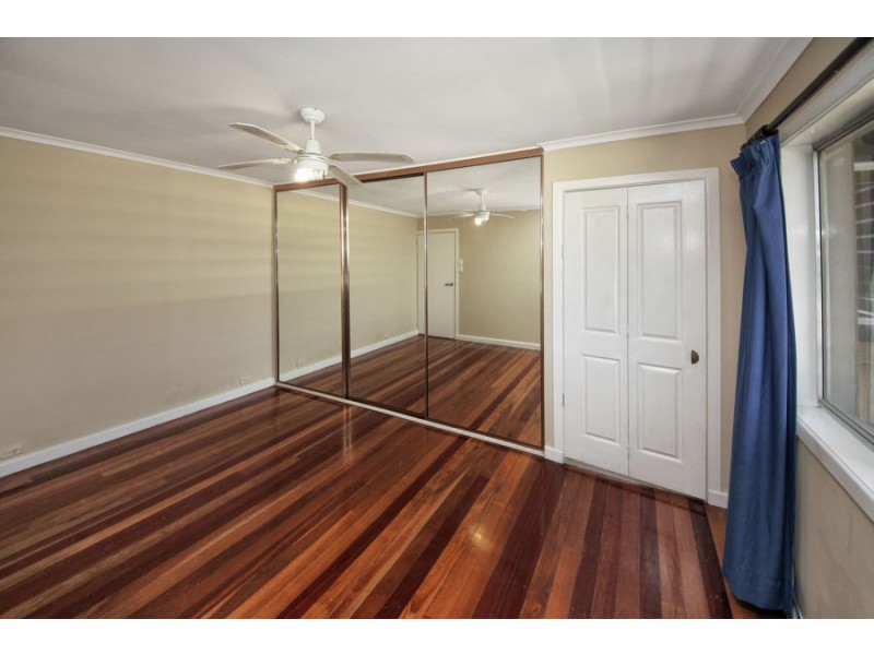 54 Luprena Street, Mansfield QLD 4122