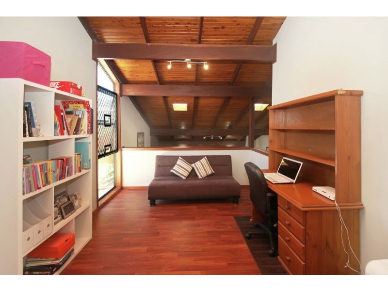 33 Brochet Street, Mansfield QLD 4122