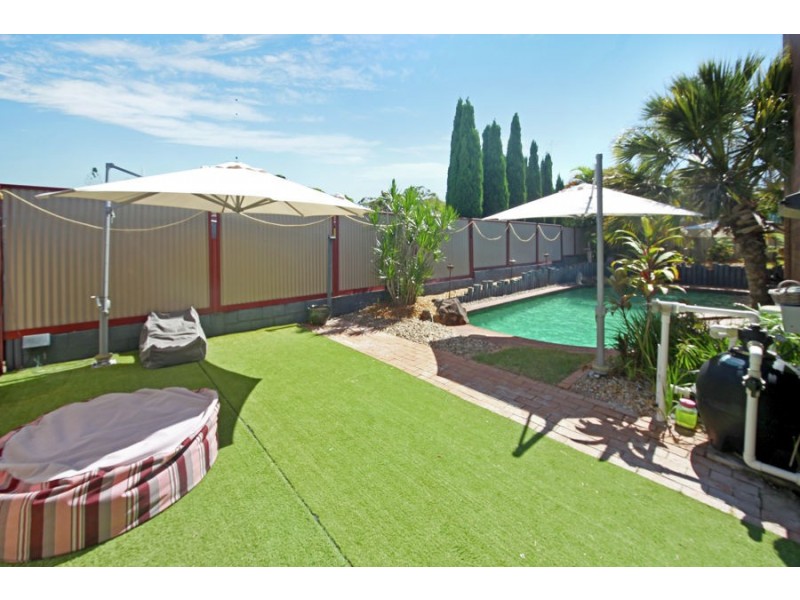 33 Brochet Street, Mansfield QLD 4122