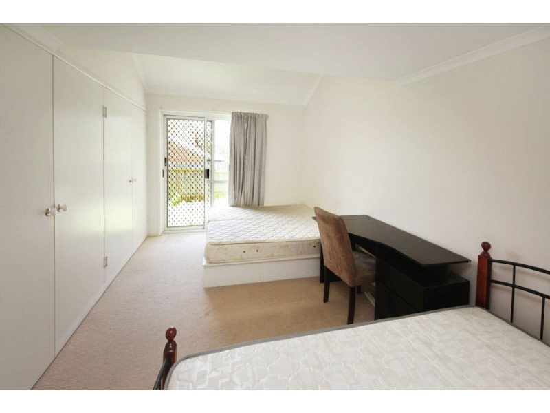 22/5 Rowe Close, Wishart QLD 4122