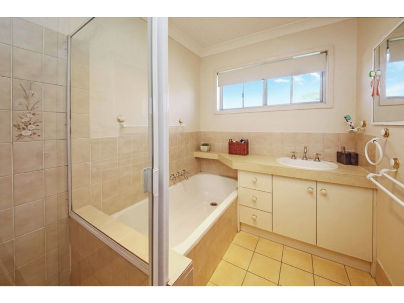 43 Frinton Street, Wishart QLD 4122