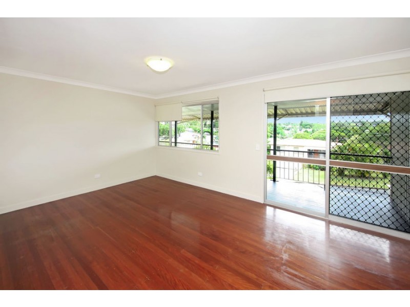 30 Dalgety Street, Mount Gravatt East QLD 4122