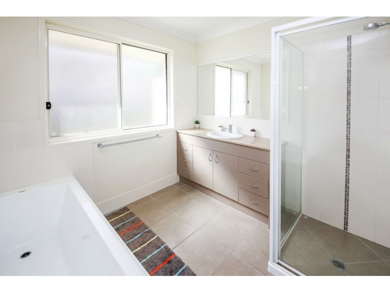 4 Supply Court, Brassall QLD 4305