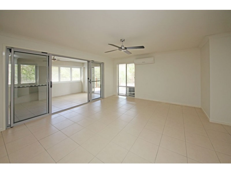 12 Lillypilly Court, Helensvale QLD 4212
