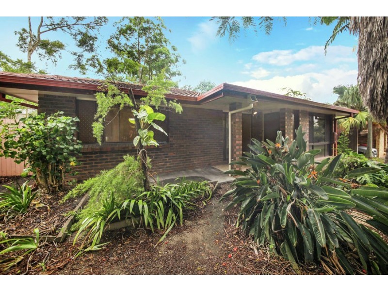 6 Avenell Street, Wishart QLD 4122