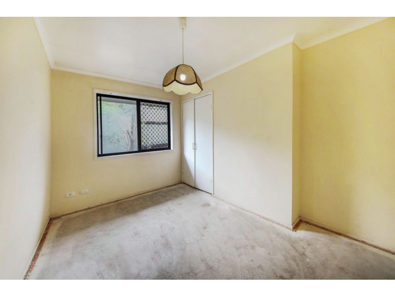 6 Avenell Street, Wishart QLD 4122