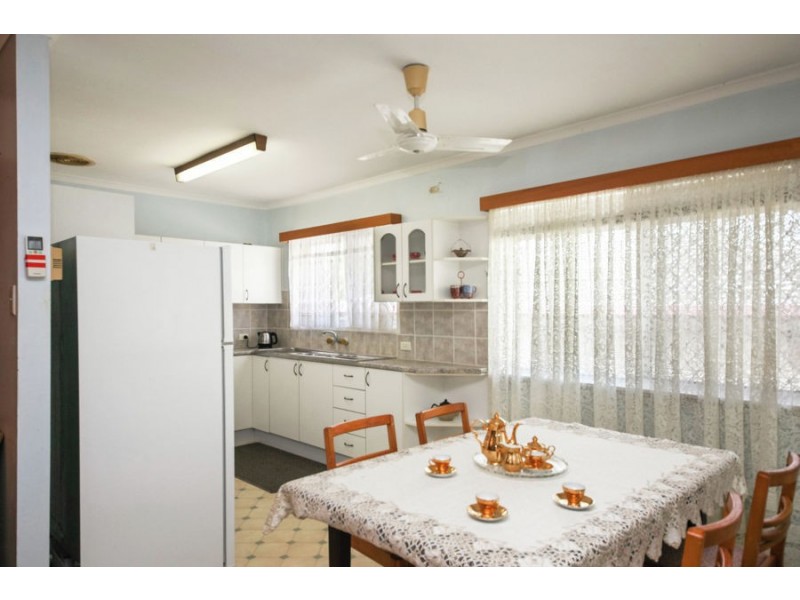 7 Honeysuckle Street, Mansfield QLD 4122