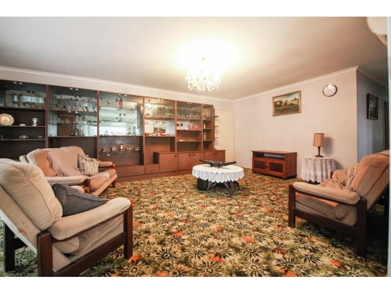 7 Honeysuckle Street, Mansfield QLD 4122