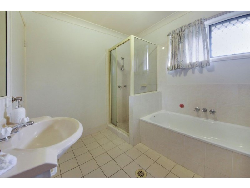 130 Greenwood Street, Wishart QLD 4122