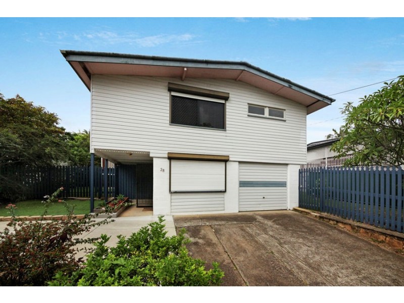 28 Luprena Street, Mansfield QLD 4122
