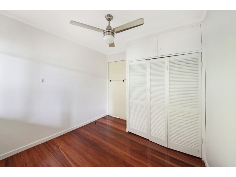 28 Luprena Street, Mansfield QLD 4122