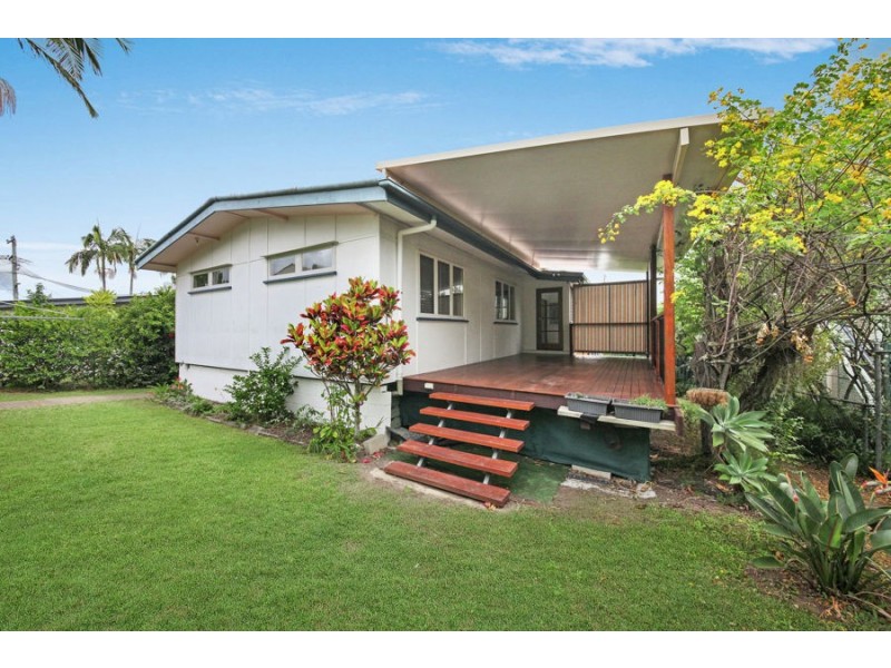 28 Luprena Street, Mansfield QLD 4122