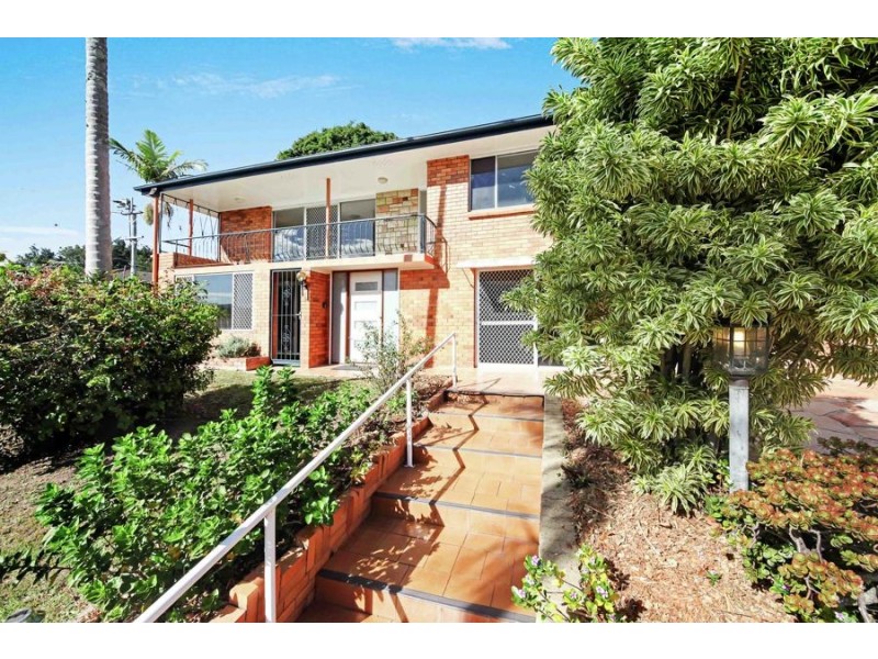 2 Coolmunda Street, Mansfield QLD 4122