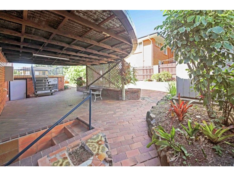 2 Coolmunda Street, Mansfield QLD 4122