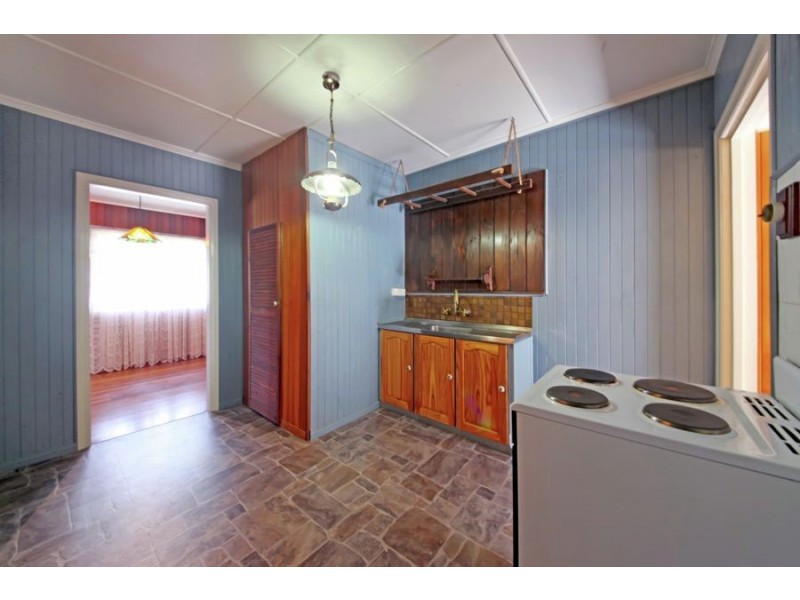 27 Hillgrove Street, Upper Mount Gravatt QLD 4122