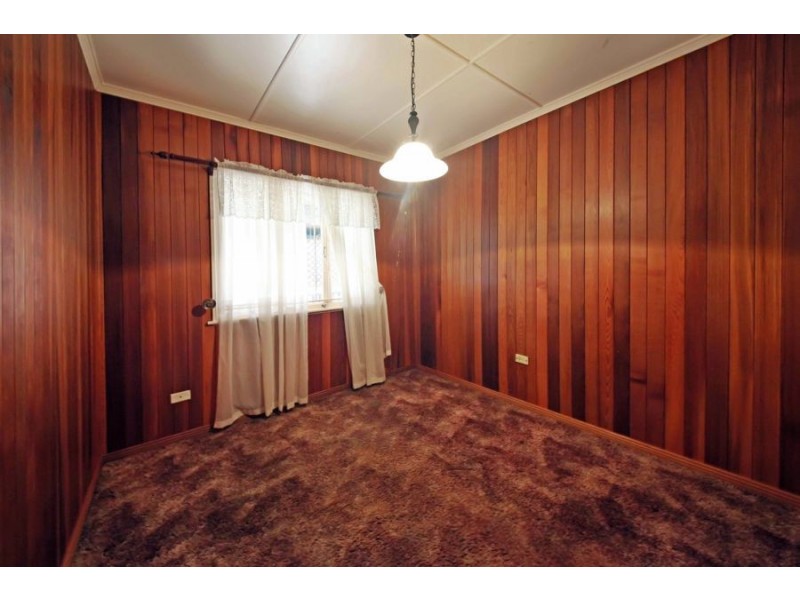 27 Hillgrove Street, Upper Mount Gravatt QLD 4122