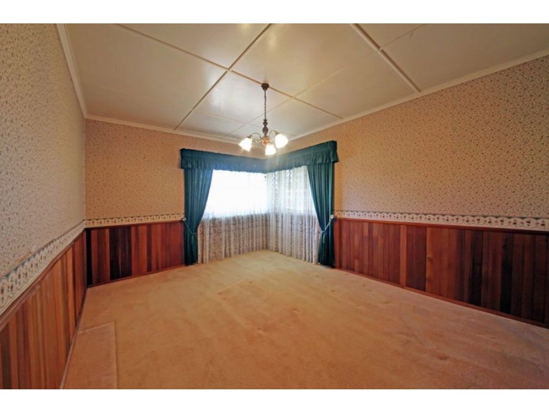 27 Hillgrove Street, Upper Mount Gravatt QLD 4122