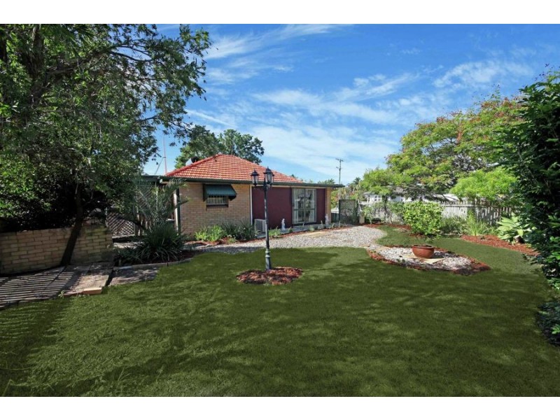 27 Hillgrove Street, Upper Mount Gravatt QLD 4122