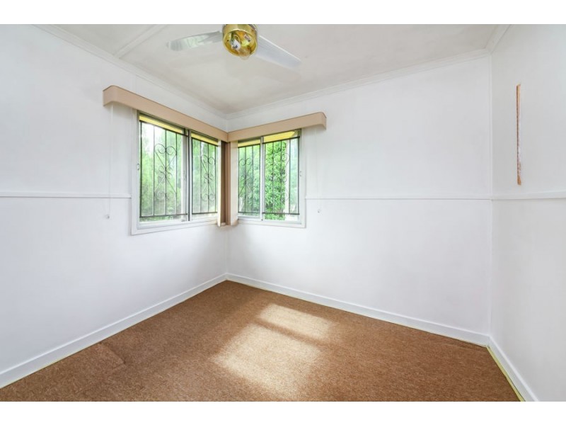 2 Wemvern Street, Upper Mount Gravatt QLD 4122