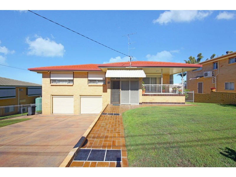 23 Tandanya Street, Mansfield QLD 4122