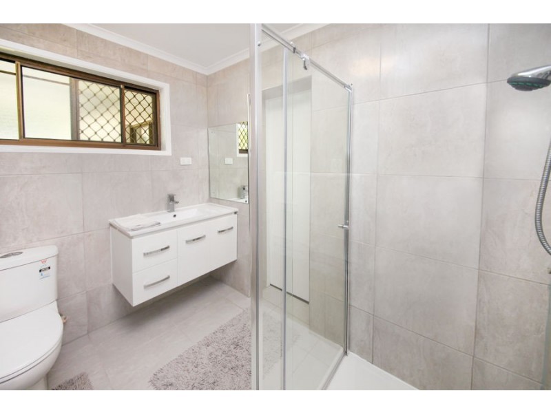 49 Kenora Street, Mansfield QLD 4122