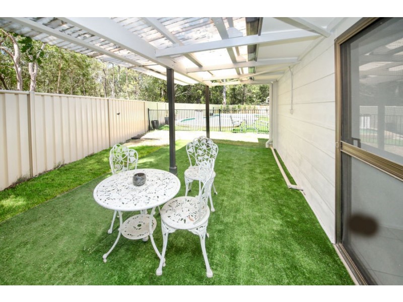 49 Kenora Street, Mansfield QLD 4122