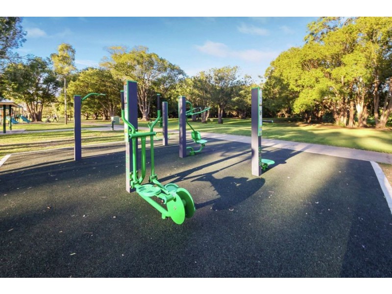 44 Glen Nevis Street, Mansfield QLD 4122