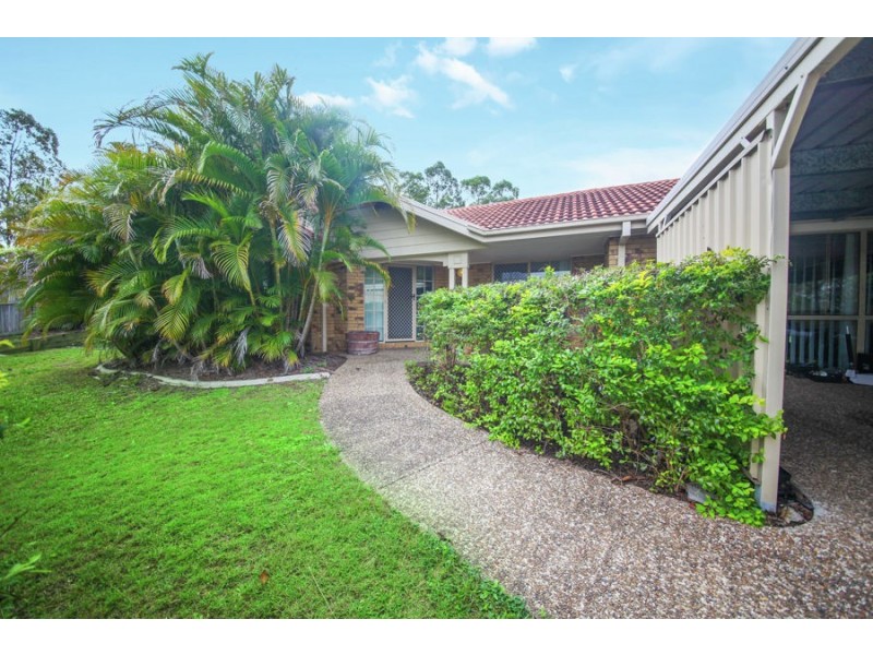 17 Wattle Close, Mackenzie QLD 4156