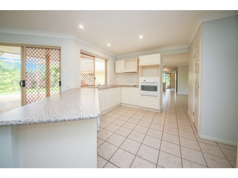 17 Wattle Close, Mackenzie QLD 4156