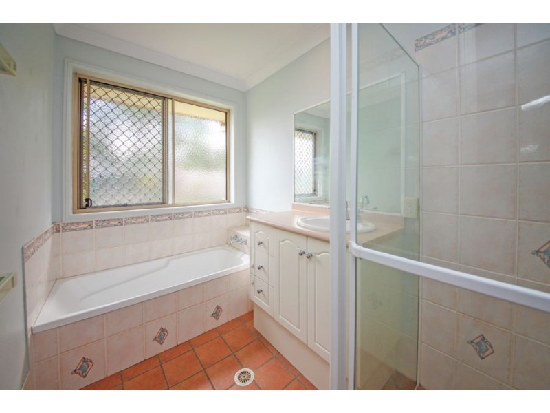 17 Wattle Close, Mackenzie QLD 4156