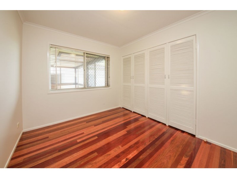 7 Honeysuckle Street, Mansfield QLD 4122