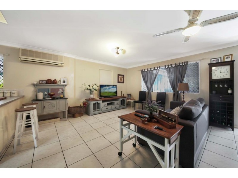 237 Wecker Road, Mansfield QLD 4122