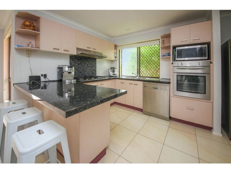 15 Leru Street, Mansfield QLD 4122