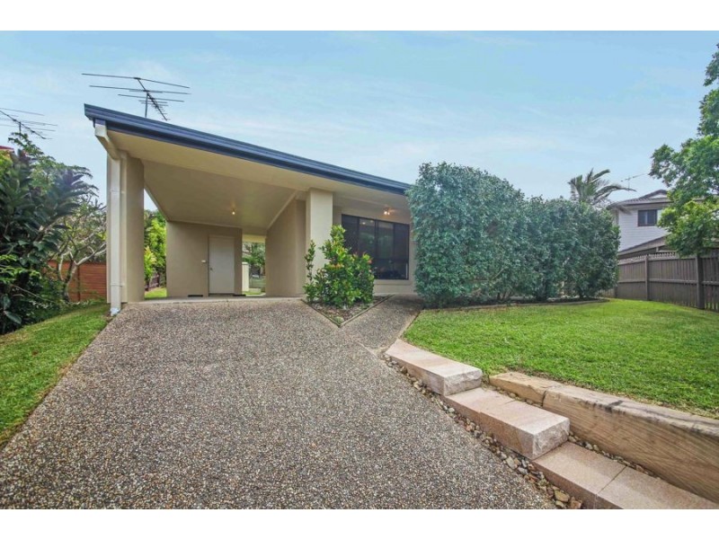 15 Leru Street, Mansfield QLD 4122