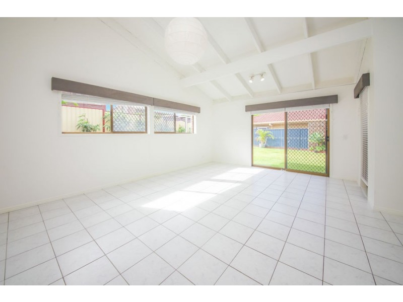 40 Panama Street, Wishart QLD 4122