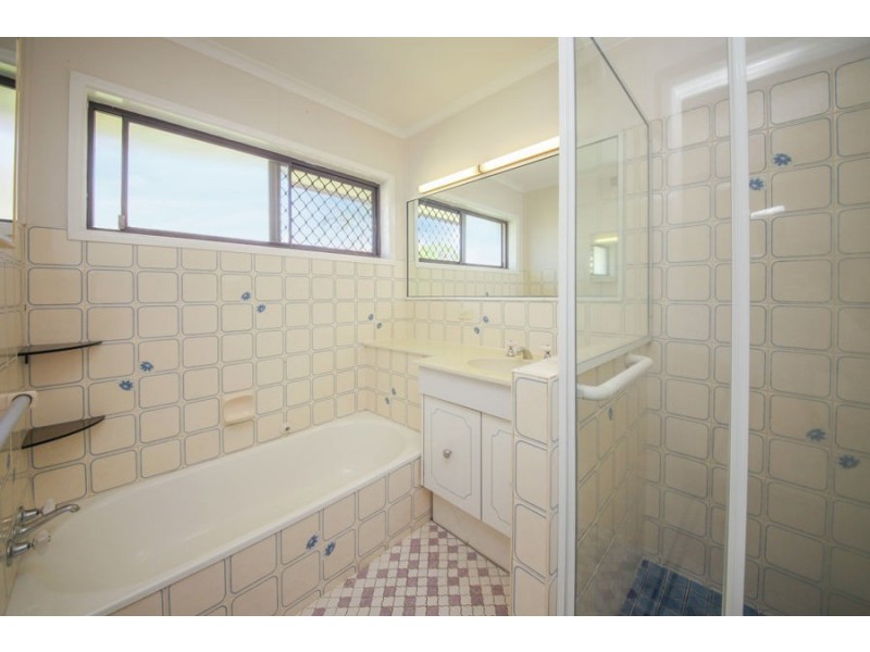 97 Greenmeadow Road, Mansfield QLD 4122