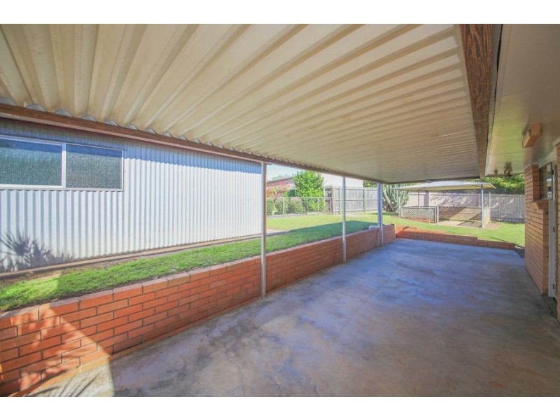 97 Greenmeadow Road, Mansfield QLD 4122