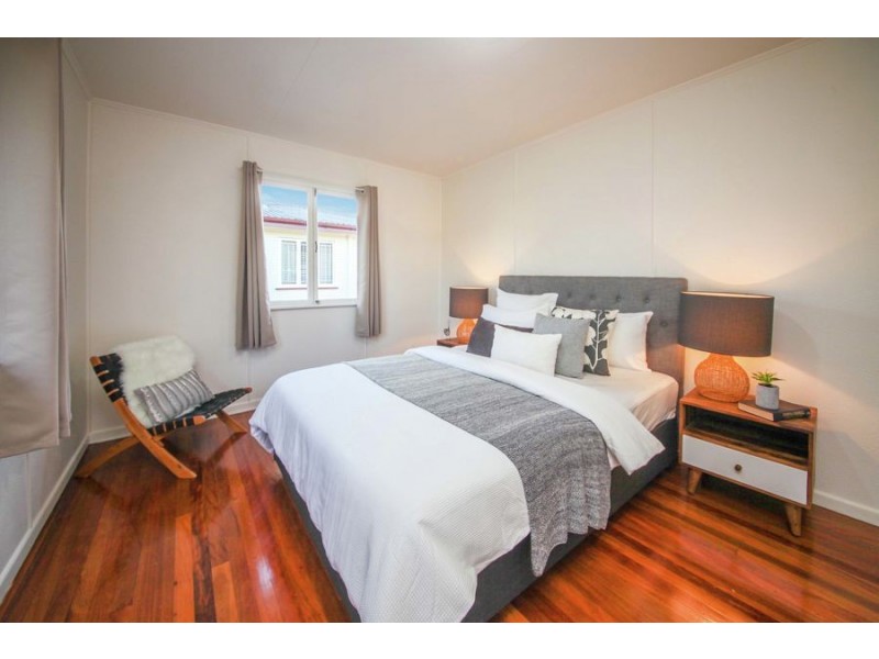 1 Glasford Street, Wishart QLD 4122