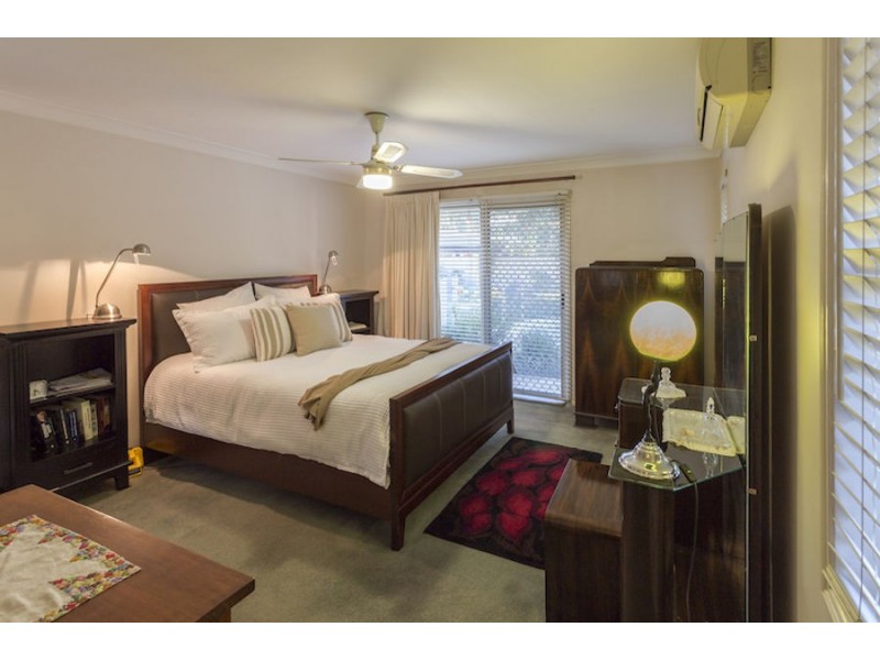 9 Kensington Place, Wishart QLD 4122