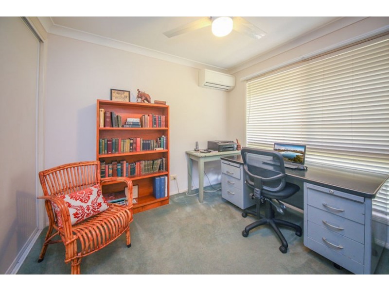 9 Kensington Place, Wishart QLD 4122