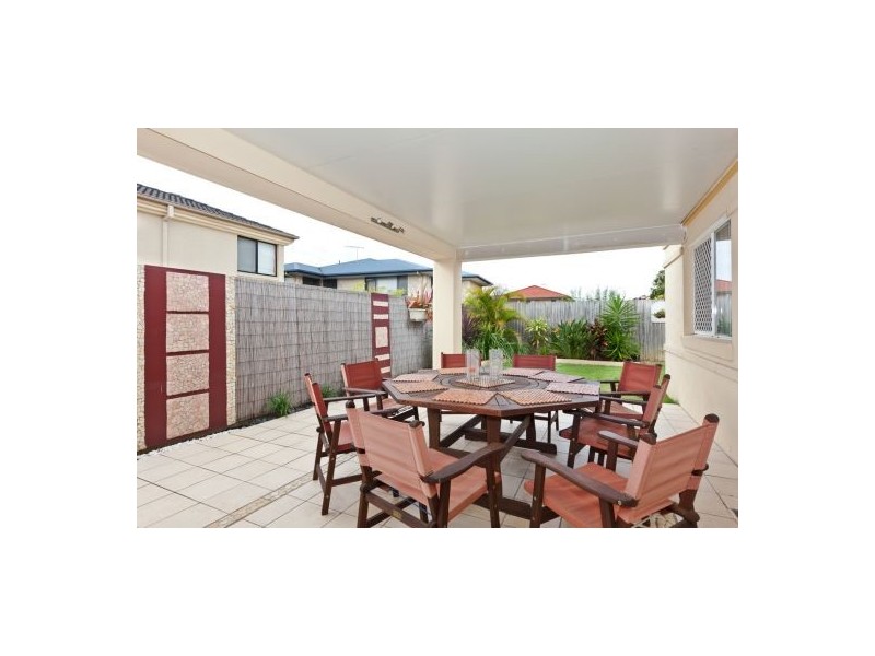 121 Bordeaux Street, Eight Mile Plains QLD 4113