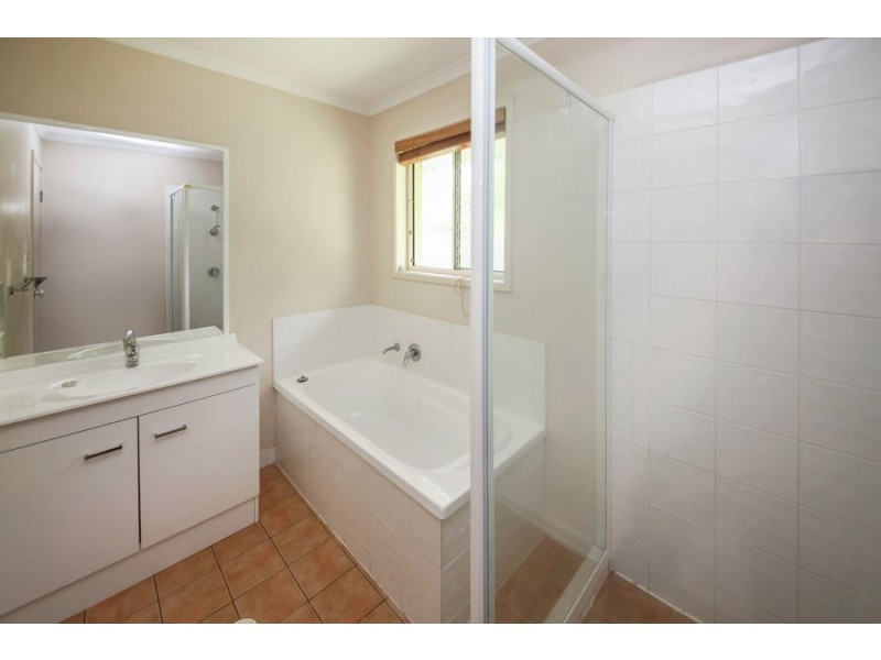 Wishart QLD 4122