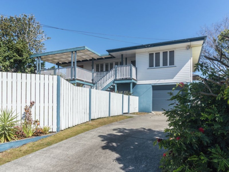51 Bonneville Street, Holland Park West QLD 4121